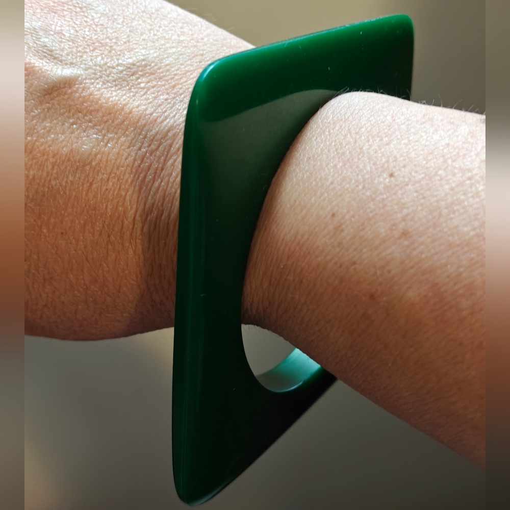 Vintage MOD Green Square Bangle Bracelet